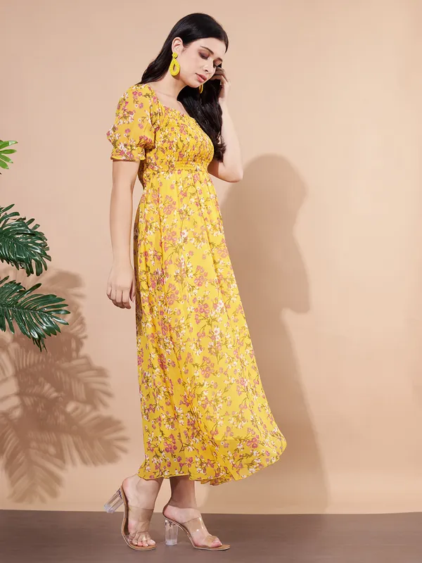 Floral_Printed_Puff_Sleeve_Georgette_Fit_&_Flare_Midi_Dress