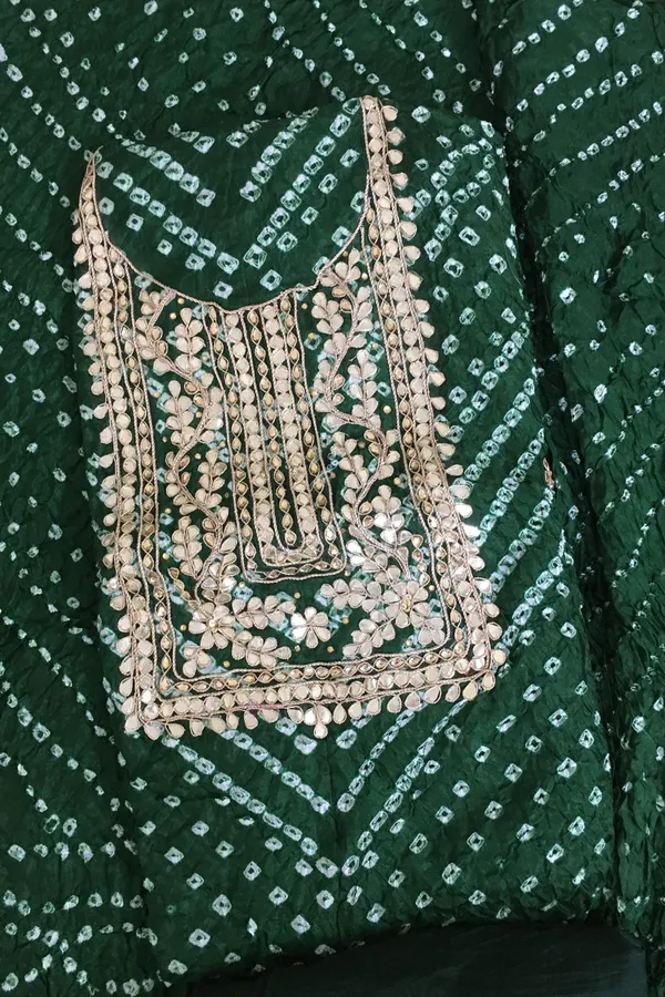 Four_piece_green_Unstitched_Art_Silk_Suits
