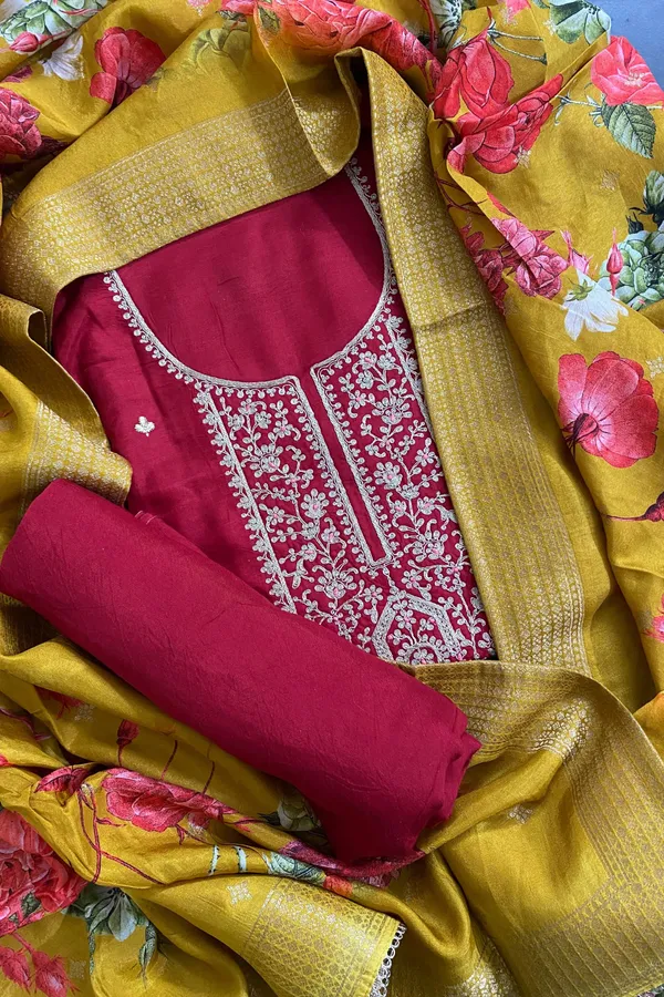 Pitton_red_suit_piece