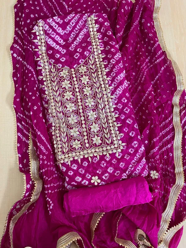 Four_piece_Rani_Unstitched_Art_Silk_Suits