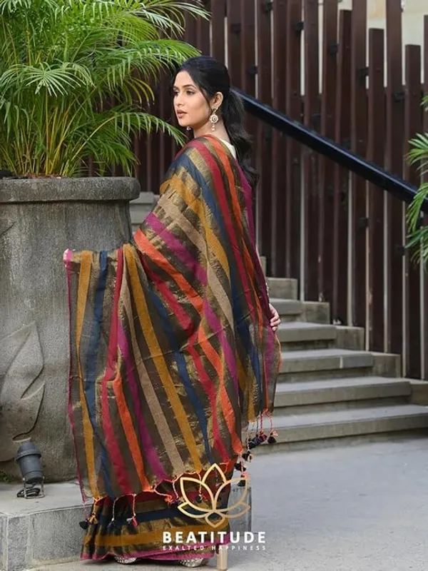 Wsari_Women_S_Handloom_Cotton_Soft_Khadi_Saree_With_Blouse_Piece_Saree_For_All_Ocassion_Length_5_5_Mtr