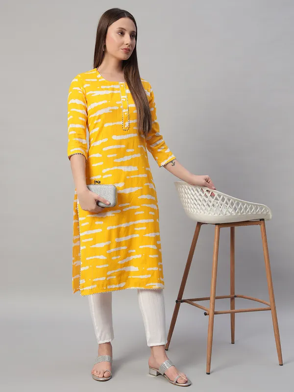 Yellow_Abstract_Viscose_Rayon_Straight_Tye_Dye_Print_Kurta_For_Women