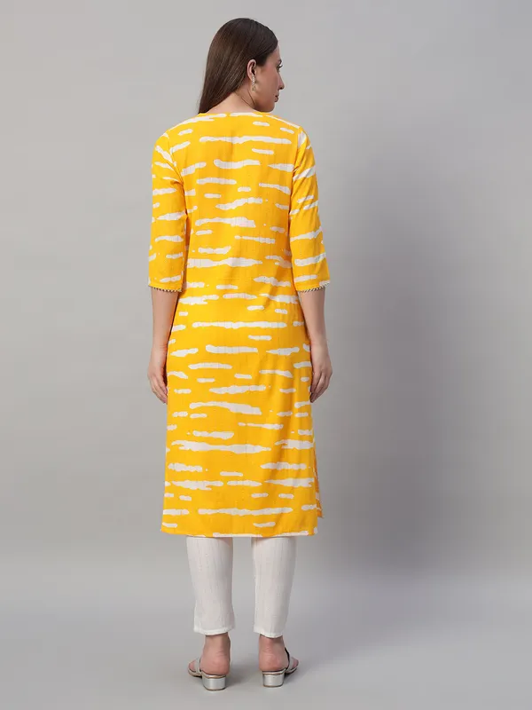 Yellow_Abstract_Viscose_Rayon_Straight_Tye_Dye_Print_Kurta_For_Women