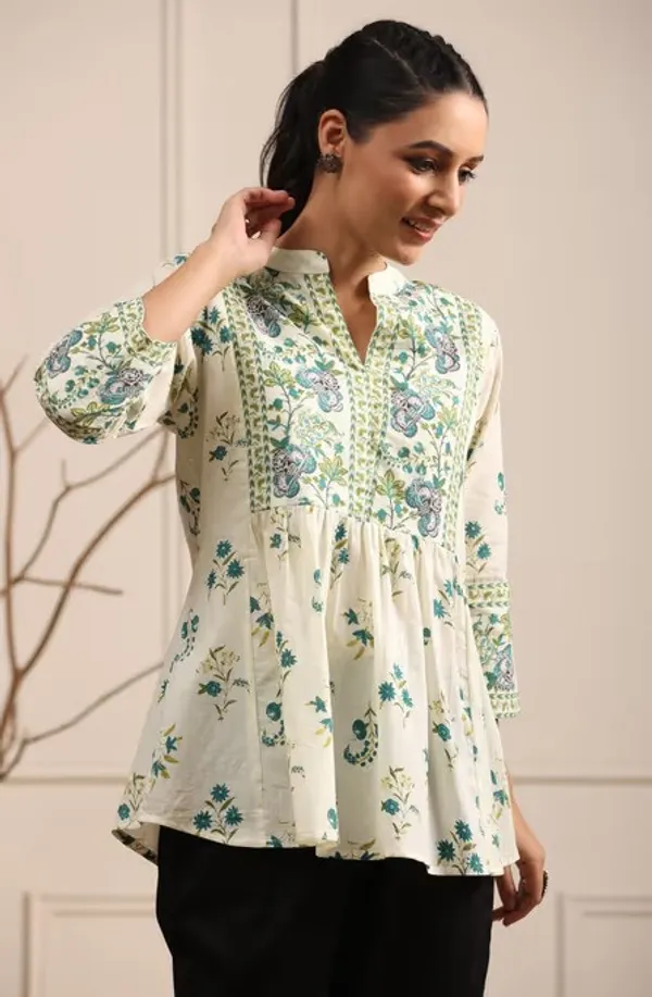 White_Floral_Print_Cotton_Blend_Straight_Kurta__For_Women