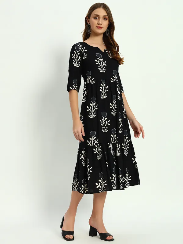 Black_Printed_Viscose_Rayon_Flared_Kurta_For_Women