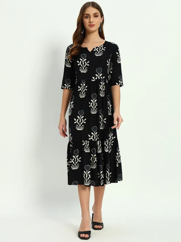 Black_Printed_Viscose_Rayon_Flared_Kurta_For_Women