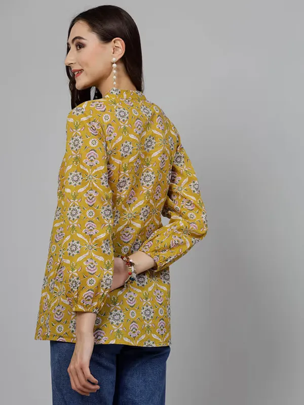 Yellow_Printed_Viscose_Rayon_Flared_Kurta_For_Women