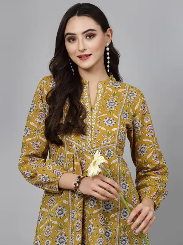 Yellow_Printed_Viscose_Rayon_Flared_Kurta_For_Women