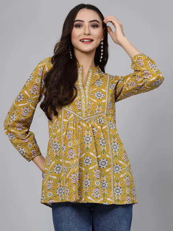 Yellow_Printed_Viscose_Rayon_Flared_Kurta_For_Women