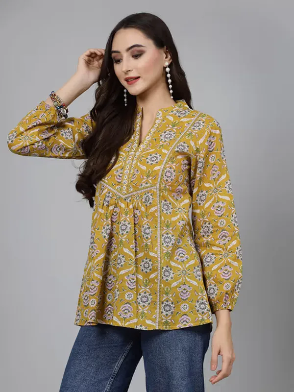 Yellow_Printed_Viscose_Rayon_Flared_Kurta_For_Women