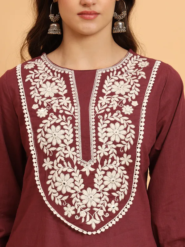 Maroon_Solid_Pure_Cotton_Straight_Top_For_Women