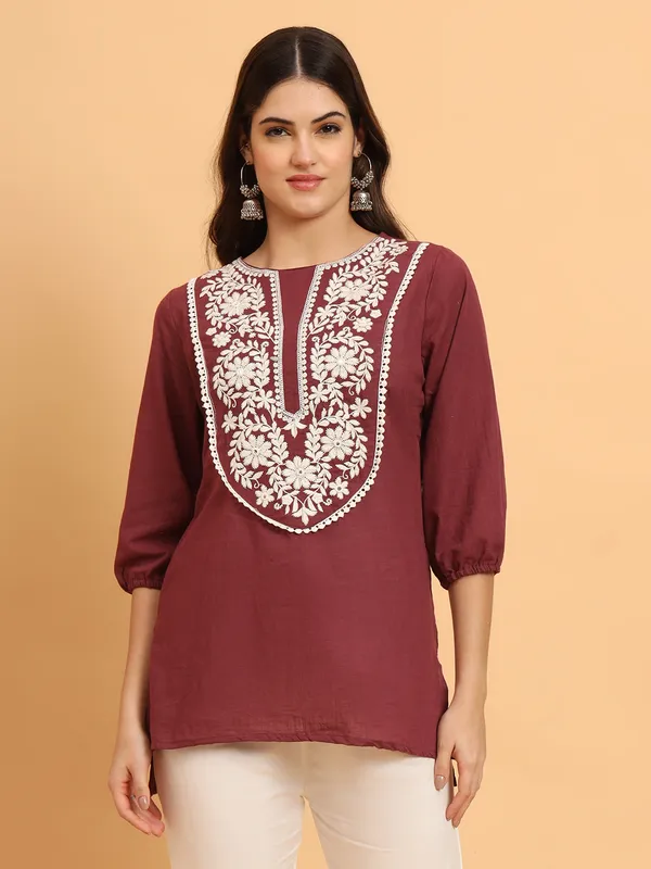 Maroon_Solid_Pure_Cotton_Straight_Top_For_Women