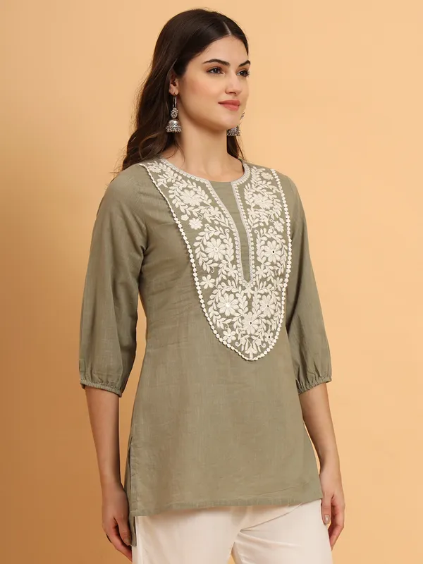 Mehandi_Solid_Pure_Cotton_Straight_Top_For_Women