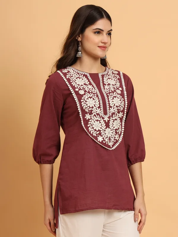 Maroon_Solid_Pure_Cotton_Straight_Top_For_Women