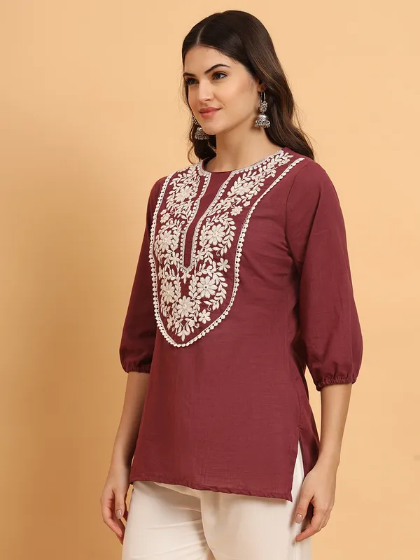 Maroon_Solid_Pure_Cotton_Straight_Top_For_Women