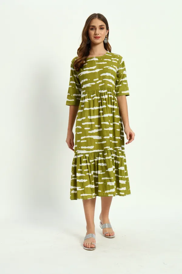 Green_Tye_Dye_Printed_Round_Neck_Zip_Open_Flared_Kurta_For_Women