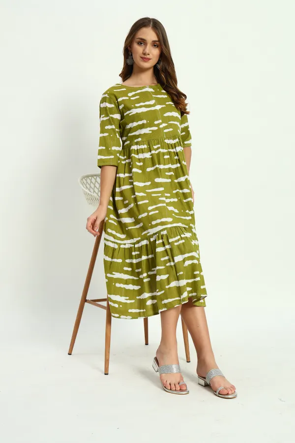 Green_Tye_Dye_Printed_Round_Neck_Zip_Open_Flared_Kurta_For_Women