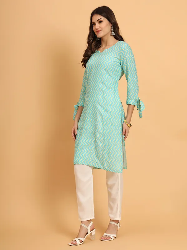 Green_Lehariya_Kurta_Pant_Set_For_Women