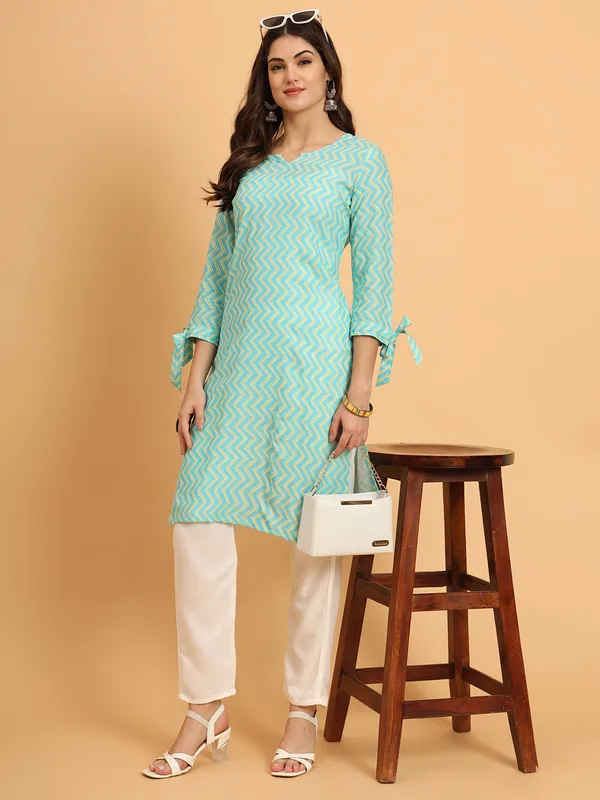 Green_Lehariya_Kurta_Pant_Set_For_Women