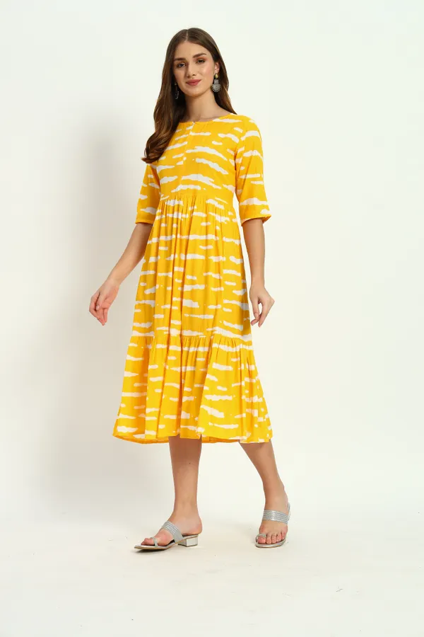 Yellow_Tye_Dye_Printed_Round_Neck_Zip_Open_Flared_Kurta_For_Women