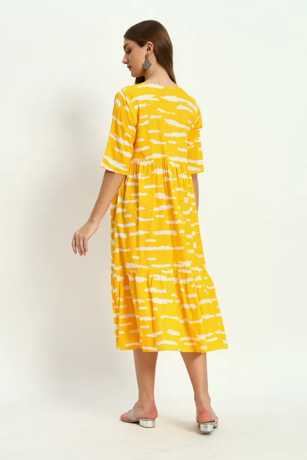 Yellow_Tye_Dye_Printed_Round_Neck_Zip_Open_Flared_Kurta_For_Women
