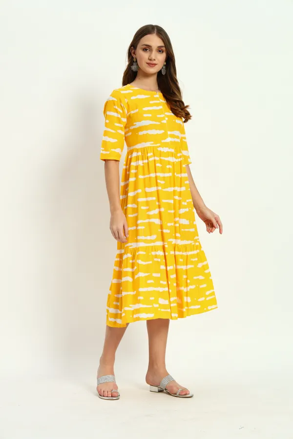 Yellow_Tye_Dye_Printed_Round_Neck_Zip_Open_Flared_Kurta_For_Women
