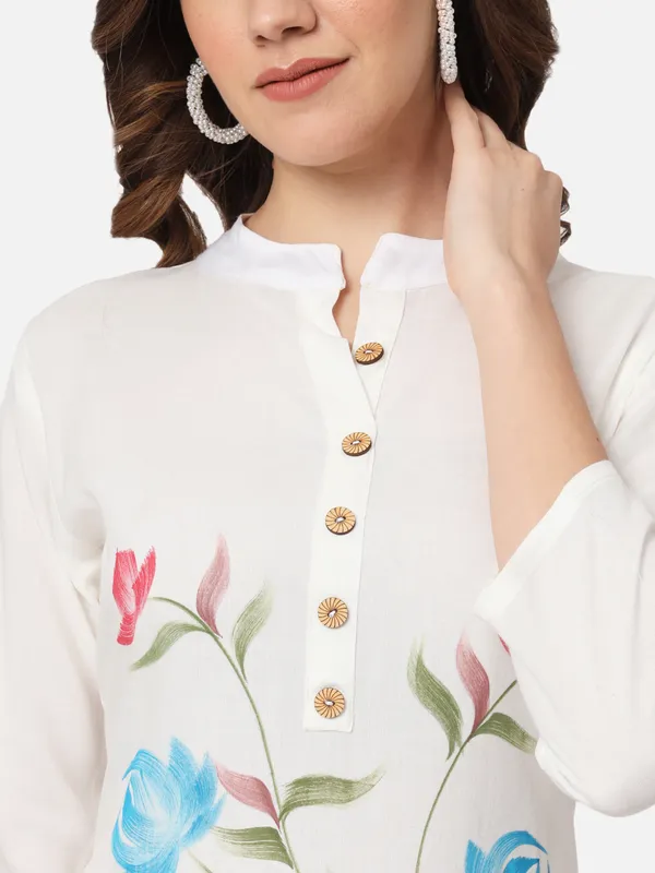 White_Color_Block_Straight_Kurta_For_Women