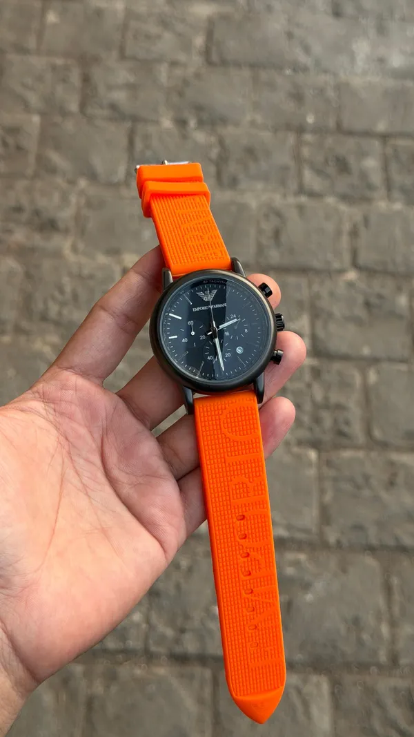 Empori_o_Arman_i_Stylish_Chronograph_Watch