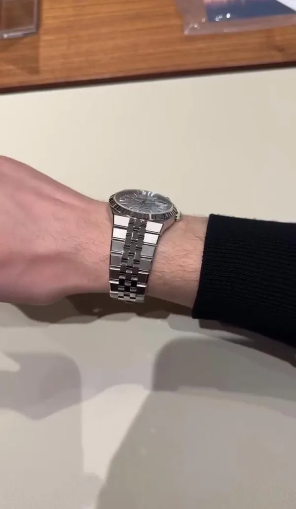 Silver_Tiffny_Land_Dweller_2025_Edition_Watch_For_Men