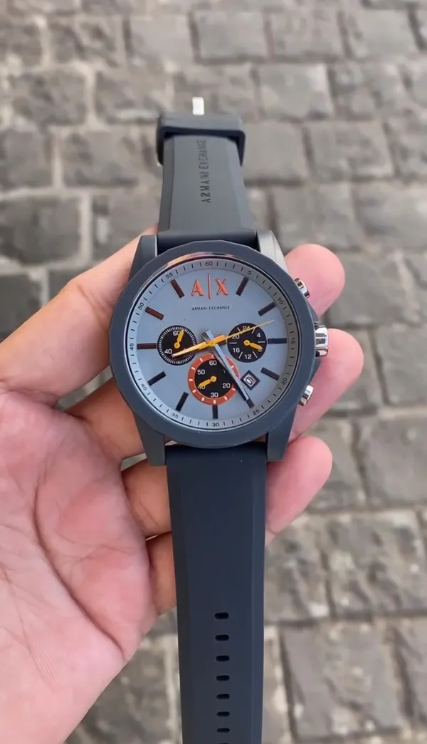 Grey_chrome_lavish_premium_Chronograph_Stainless_Steel_With_Silicone_Starp_Watch_For_Men