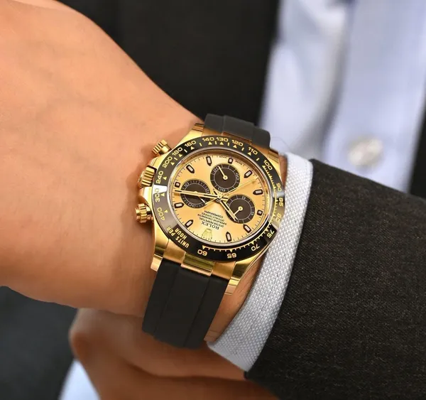 Gold_premium_Daytona_Stainless_Steel_Watch_For_Men