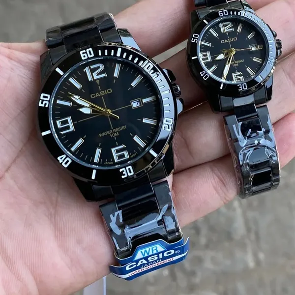 Black_premium_Stainless_Steel_Watch_For_All_Men_&_Women_Couple