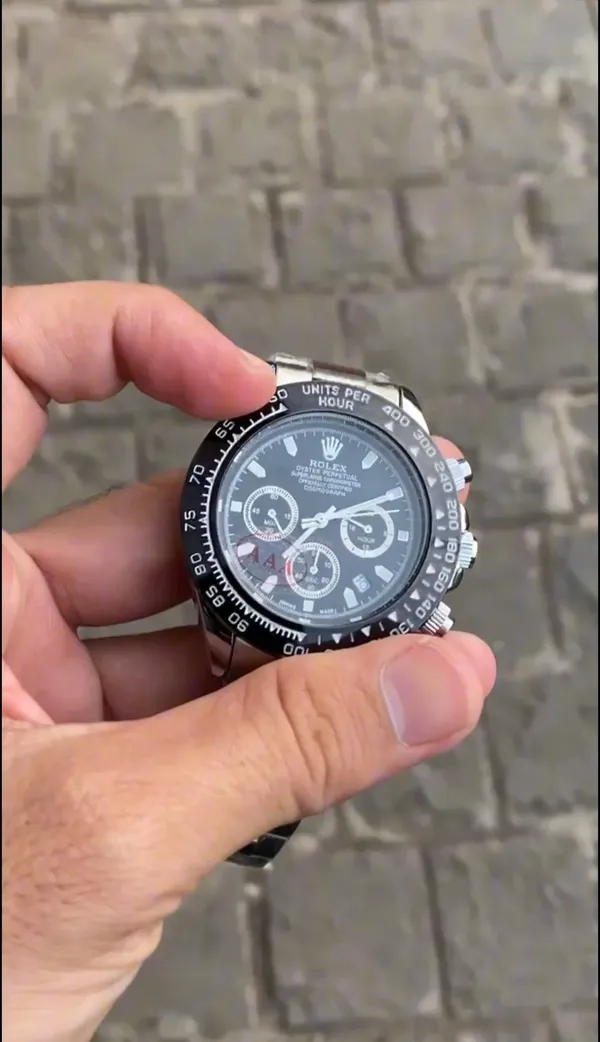 Silver_Black_Chronograph_Daytona_Watch_For_Men