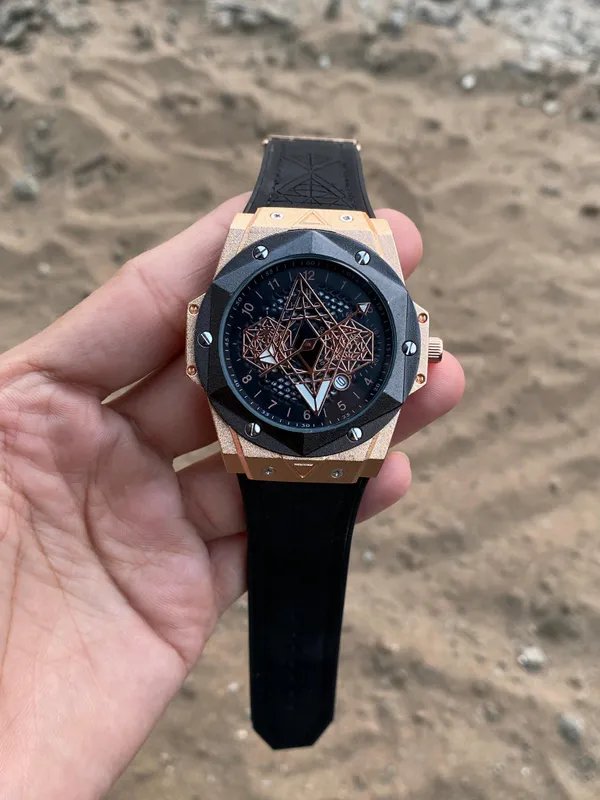 Black_Rose_Gold_Spyder_Leather_Hub_l_Watch_For_Men