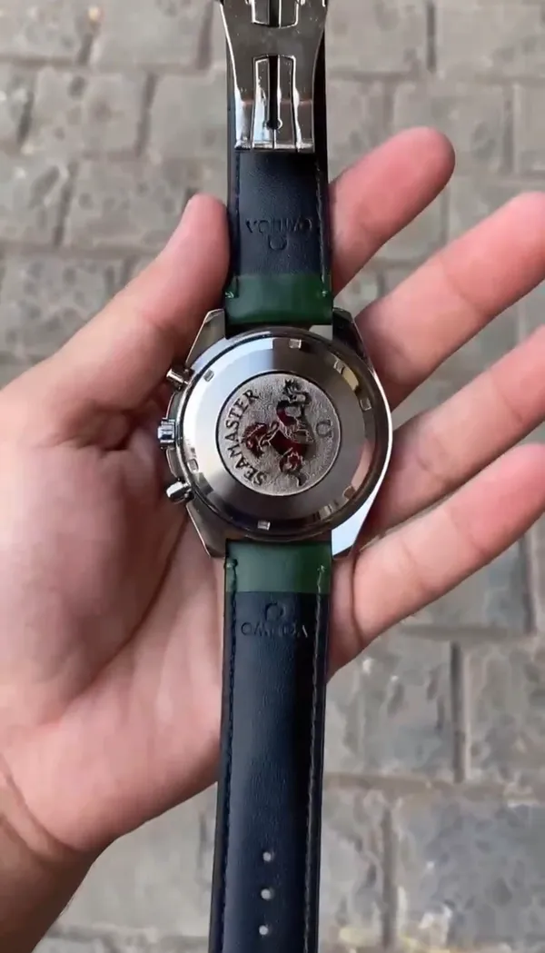 Green_Premium_Leather_Chronographs_Watch_For_Men