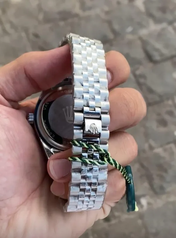 Silver_Green_Sky_Dweller_Date_Dial_Watch_For_Men
