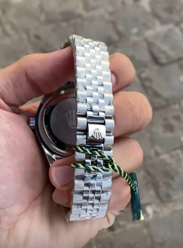 Role_x_Date_Just_Watch_For_Men