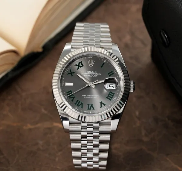 Role_x_Date_Just_Watch_For_Men
