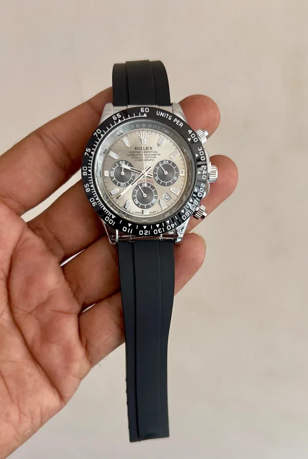 Grey_Black_Classic_Chronograph_Daytona_Watch_For_Men