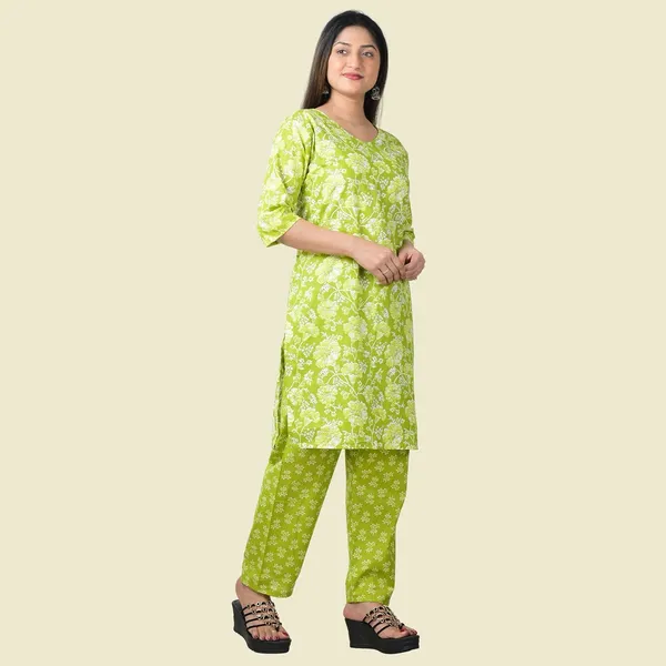 Green_Cotton_Premium_Kurti_With_Pant_Set_For_Women