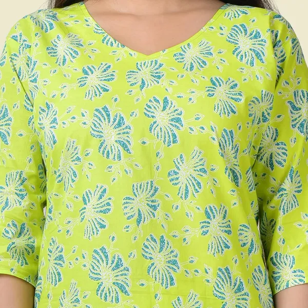 Green_Cotton_Premium_Kurti_With_Pant_Set_For_Women