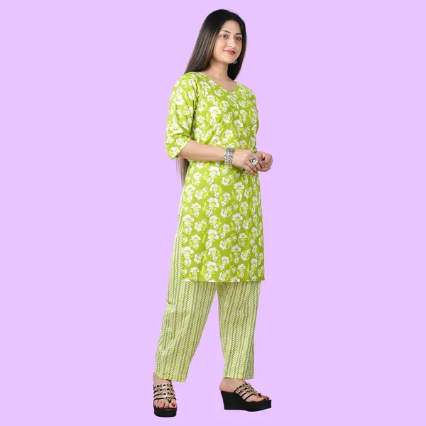 Green_Cotton_Premium_Kurti_With_Pant_Set_For_Women
