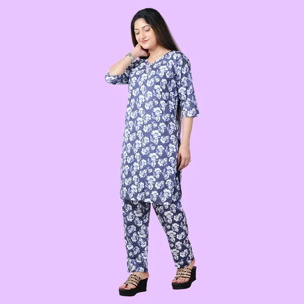 Blue_And_White_Cotton_Premium_Kurti_With_Pant_Set_For_Women