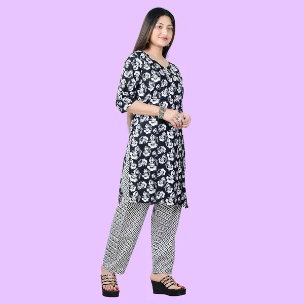 Black_And_White_Cotton_Premium_Kurti_With_Pant_Set_For_Women