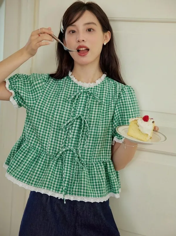 Green_Pure_Cotton_Lace_Short_Sleeve_Top_For_Women