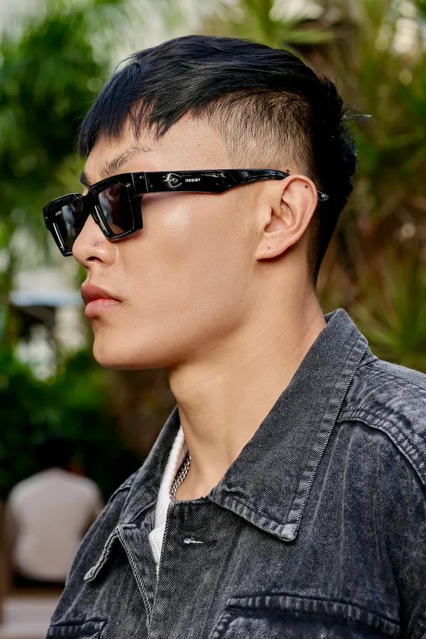 UV_Protected_Black_Wayfarer_Sunglasses_For_Men_&_Women