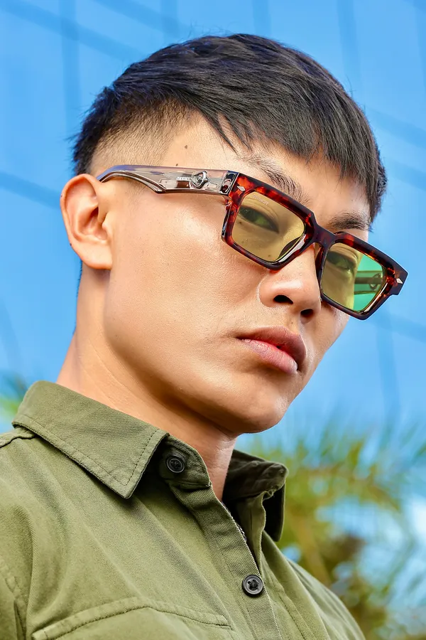 UV_Protected_Green_Wayfarer_Sunglasses_For_Men_&_Women
