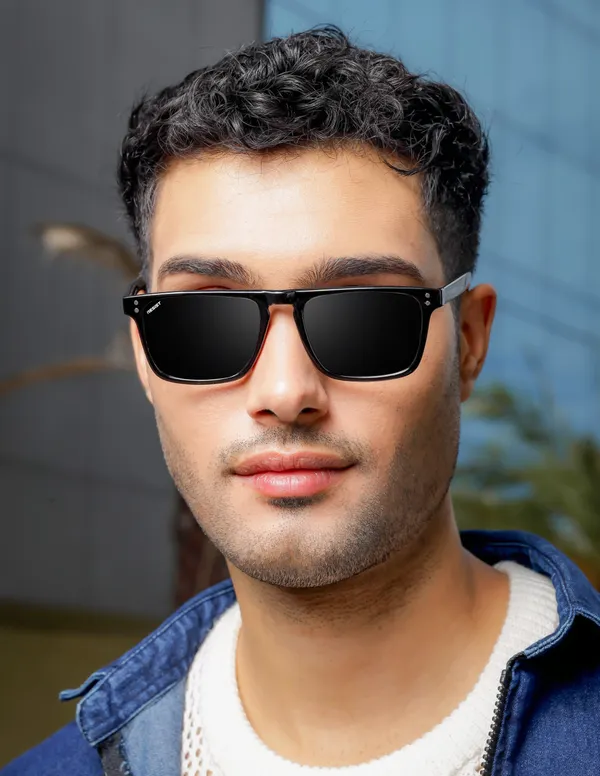 UV_Protected_Black_Wayfarer_Sunglasses_For_Men_&_Women