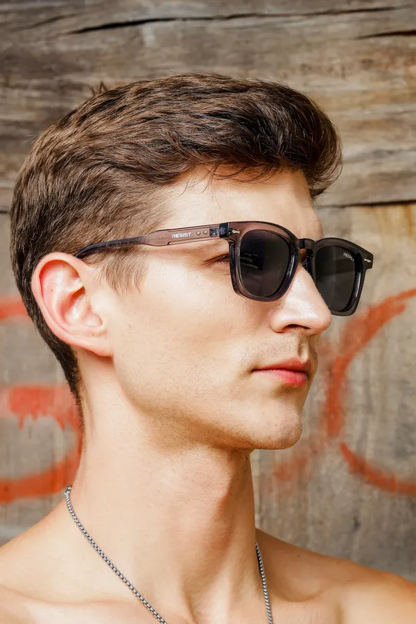UV_Protected_Grey_Black_Wayfarer_Sunglasses_For_Men_&_Women