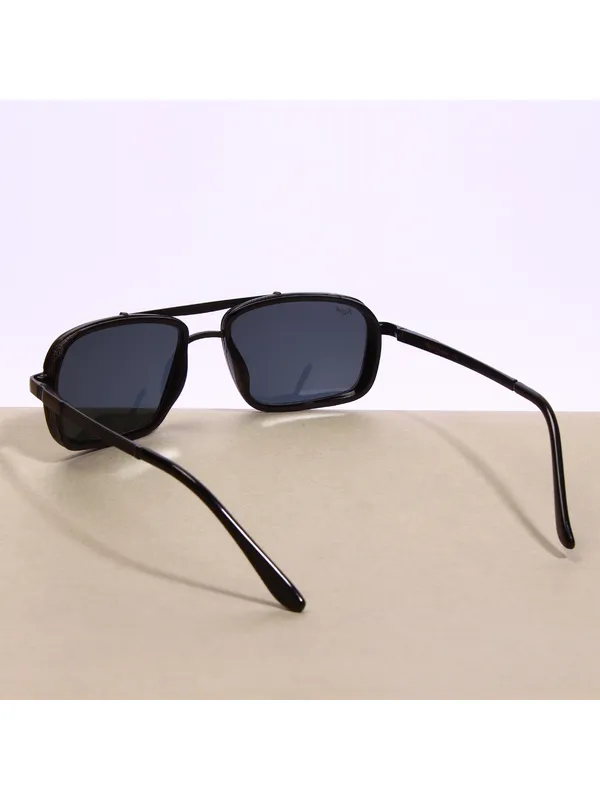 UV_Protected_Black_Rectangular_Sunglasses_For_Men_&_Women